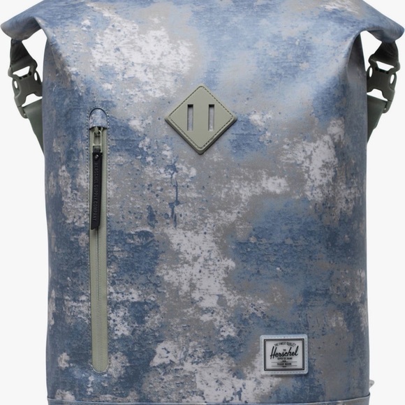 carhartt essential mini backpack Classic Holiday 24 One exterior and one Color:Silver Green Dot Anglers Fishing Tackles Search